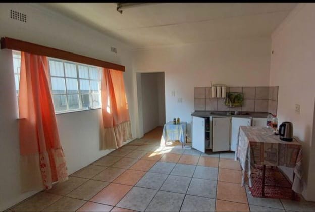 4 Bedroom Property for Sale in Southernwood Eastern Cape